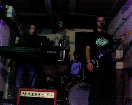 Le groupe dans le garage